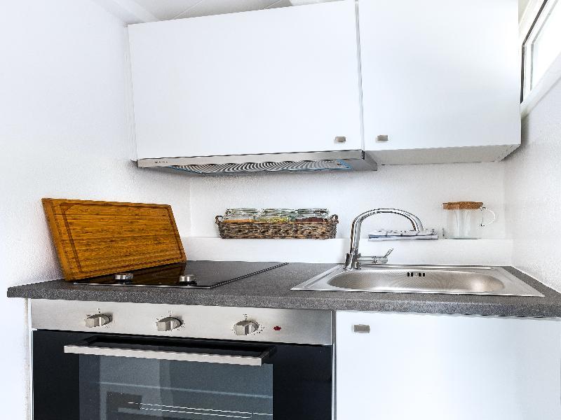 Bay Bees Sea View Suites & Homes Платис Ялос Экстерьер фото